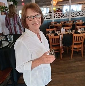 Meet your Posher, Teresa